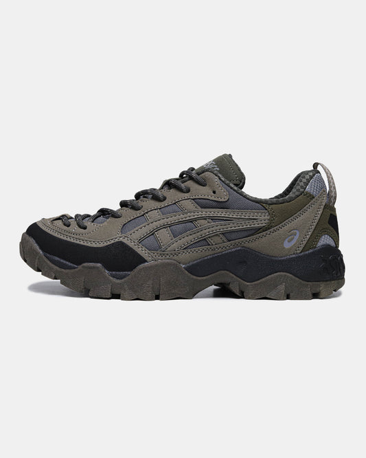Asics Gel-Pickax ‘Volcanic Grey’