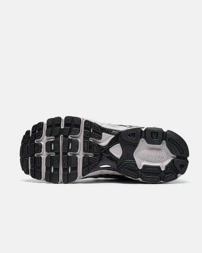 Nike Air Max Moto 2K silver