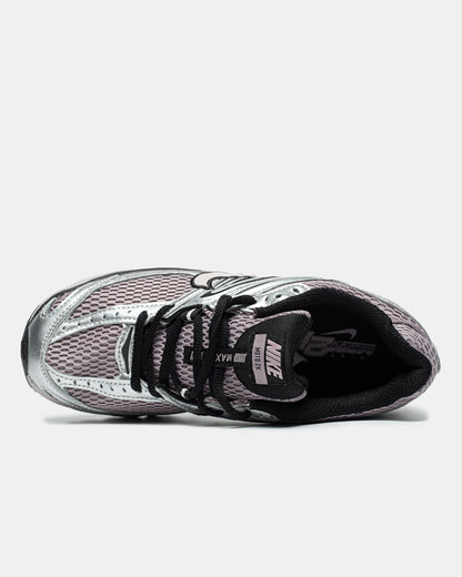 Nike Air Max Moto 2K silver