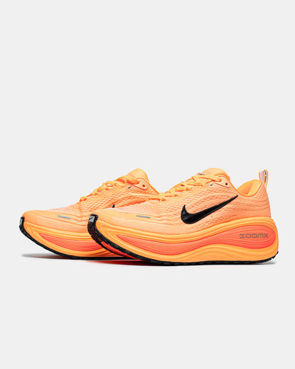 Nike Vomero Plus "Orange Pulse"