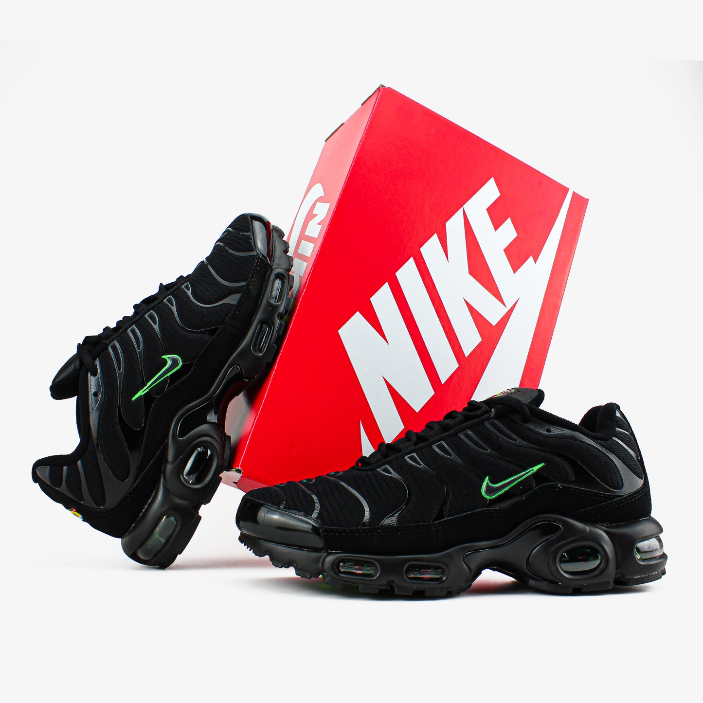 Nike Air Max Plus Tn "Black/Volt"