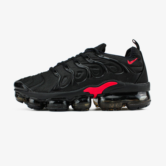 Nike Air Vapormax Plus "Black Red"