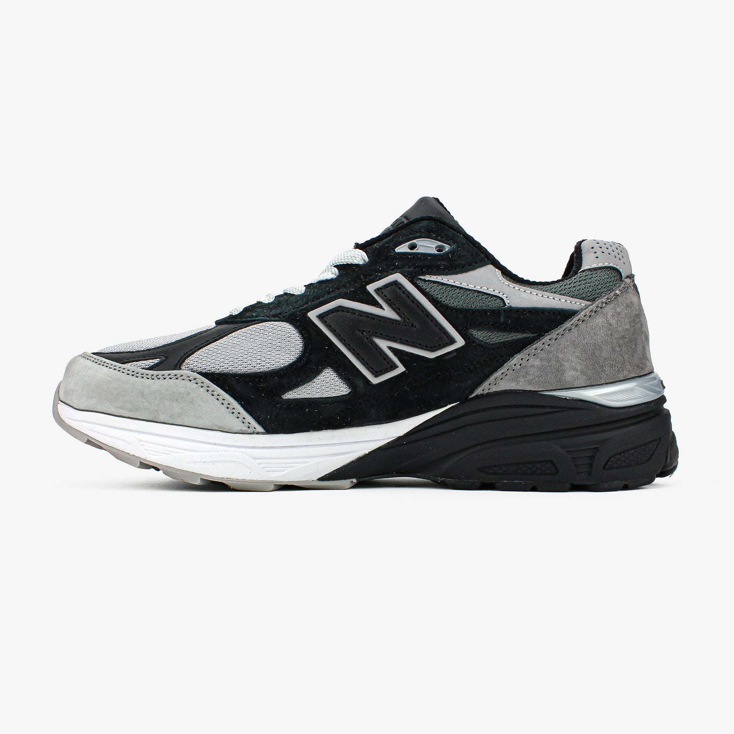 New Balance 990v3 "DLTR Greyscale"