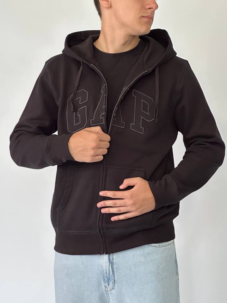 GAP LOGO ZIP FLEECE HOODIE «BLACK MOONLESS NIGHT»