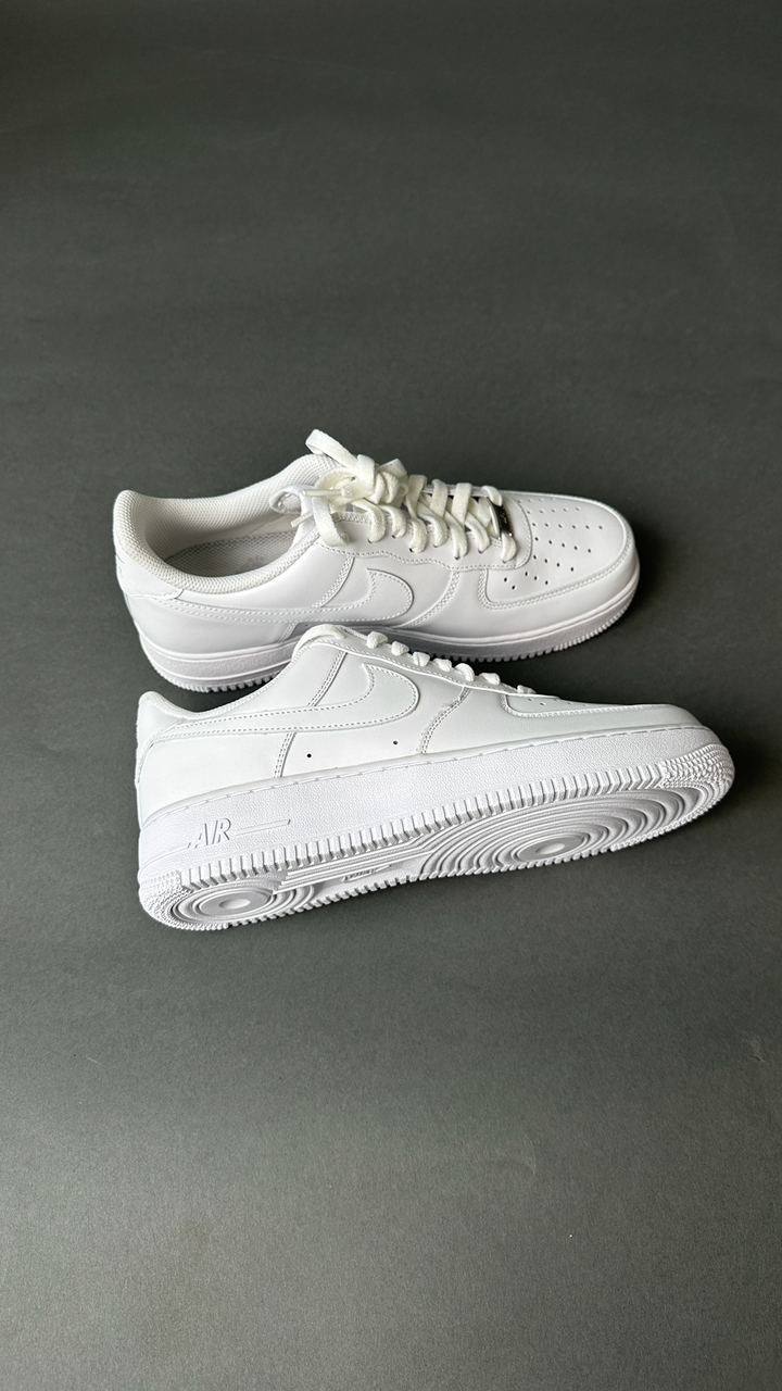 Кросівки чоловічі Nike Air Force 1'07