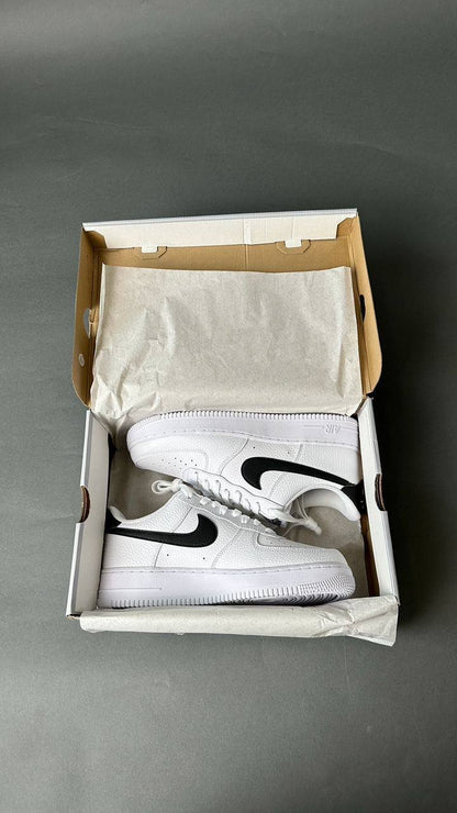 Кросівки чоловічі Nike Air Force 1 07