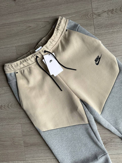 Штани Nike Tech Fleece