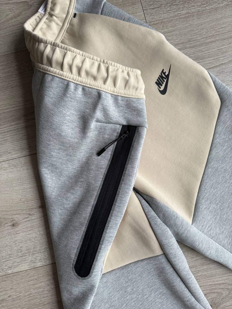 Штани Nike Tech Fleece