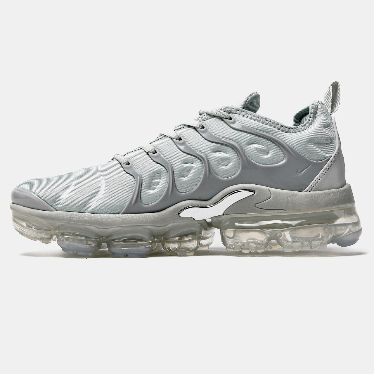 Nike Air Vapor Max Plus Triple Grey